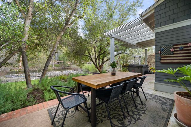 42440 Kaweah River Drive, Three Rivers, CA 93271