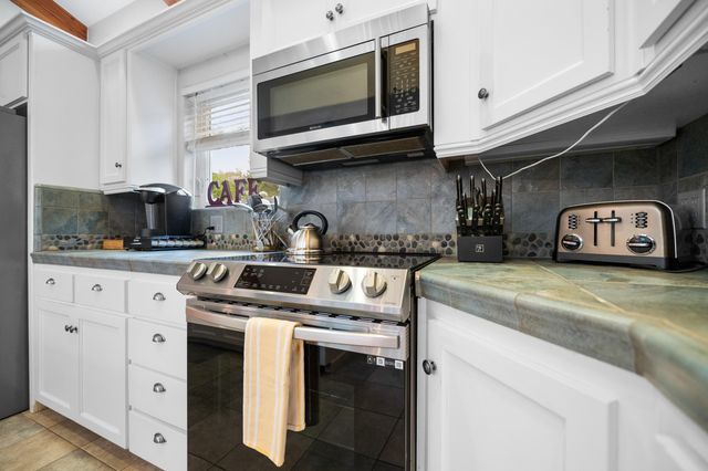 42440 Kaweah River Drive, Three Rivers, CA 93271