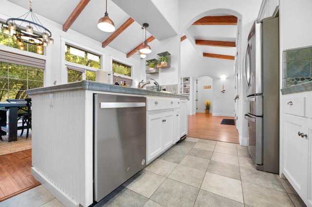 42440 Kaweah River Drive, Three Rivers, CA 93271