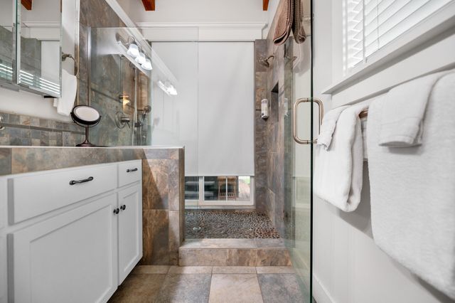 42440 Kaweah River Drive, Three Rivers, CA 93271