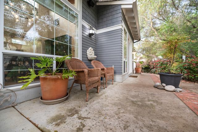 42440 Kaweah River Drive, Three Rivers, CA 93271