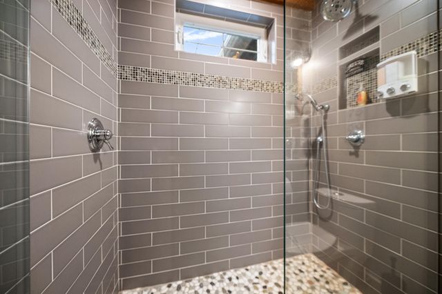 42440 Kaweah River Drive, Three Rivers, CA 93271