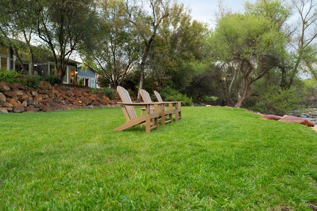 42440 Kaweah River Drive, Three Rivers, CA 93271