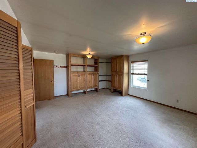 307 S Crystal, La Crosse, WA 99143