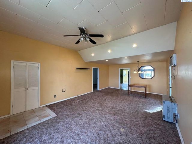 307 S Crystal, La Crosse, WA 99143