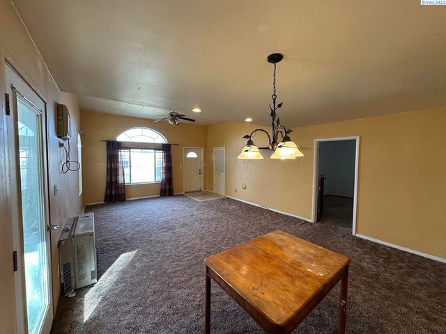 307 S Crystal, La Crosse, WA 99143