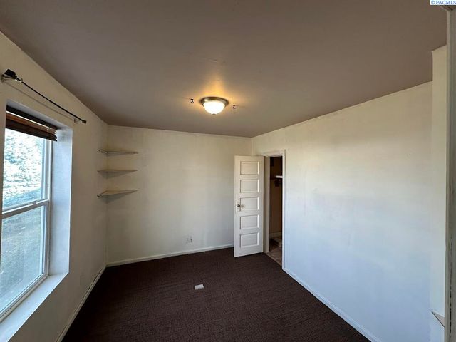 307 S Crystal, La Crosse, WA 99143