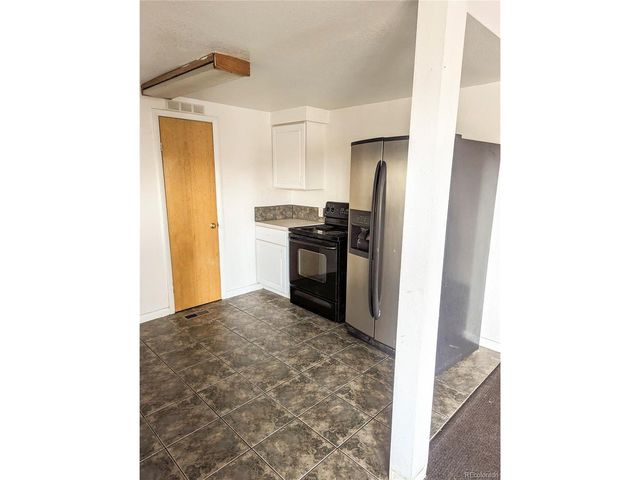 2306 E 1st St, Loveland, CO 80537