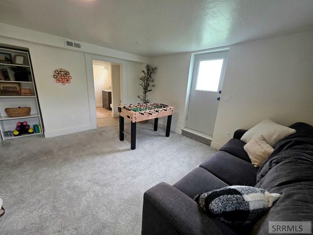 246 S 2nd E, Rexburg, ID 83440