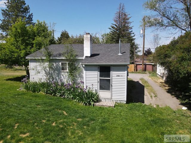 246 S 2nd E, Rexburg, ID 83440