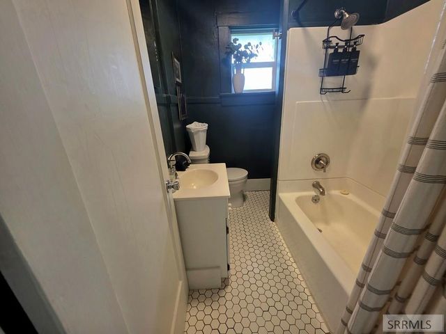 246 S 2nd E, Rexburg, ID 83440