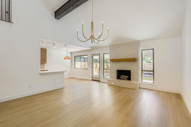 10407 Robinwood CIR, Austin, TX 78758