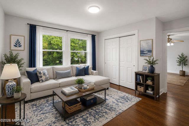 29 Windsor Drive, East Brunswick, NJ 08816