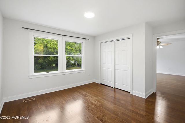 29 Windsor Drive, East Brunswick, NJ 08816