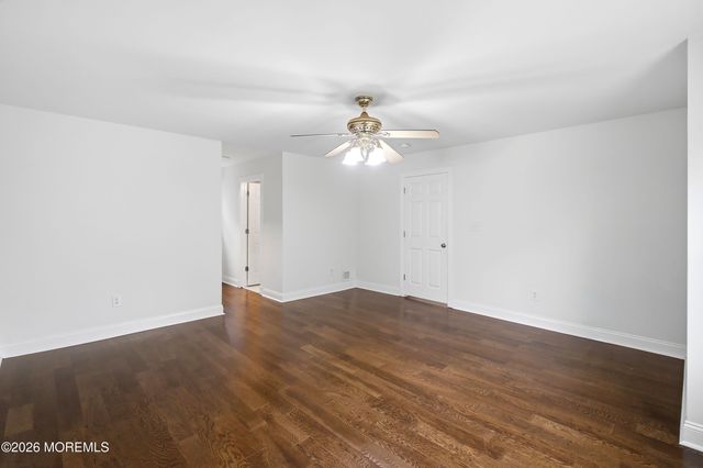 29 Windsor Drive, East Brunswick, NJ 08816