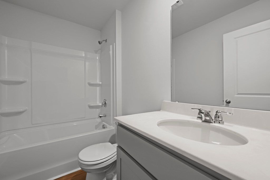 Image 14 of property listing at 633 Perch Lane Court, Santee, SC 29142