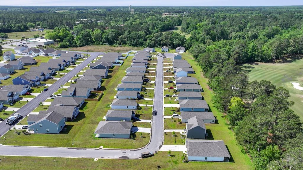 Image 27 of property listing at 633 Perch Lane Court, Santee, SC 29142