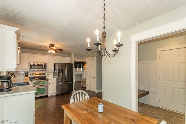 102 Saw Mill Bend, Chardon, OH 44024