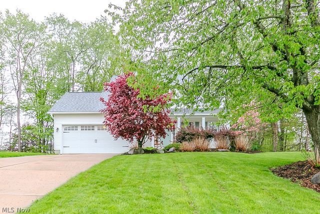 102 Saw Mill Bend, Chardon, OH 44024