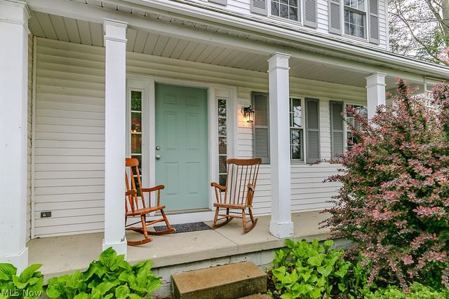 102 Saw Mill Bend, Chardon, OH 44024