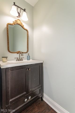 102 Saw Mill Bend, Chardon, OH 44024