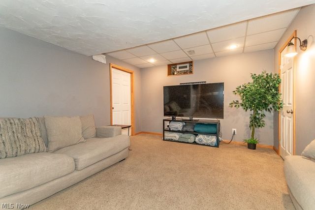 102 Saw Mill Bend, Chardon, OH 44024