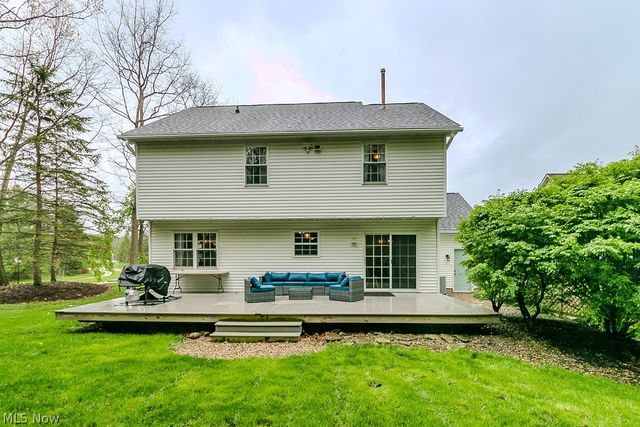 102 Saw Mill Bend, Chardon, OH 44024
