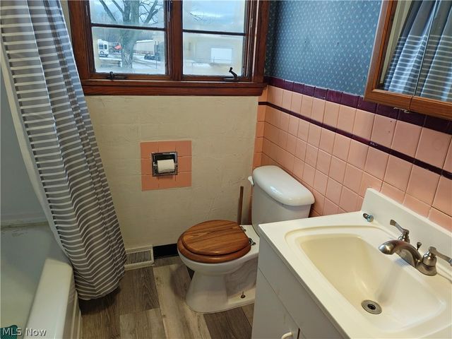 5611 Poplar Avenue, Ashtabula, OH 44004