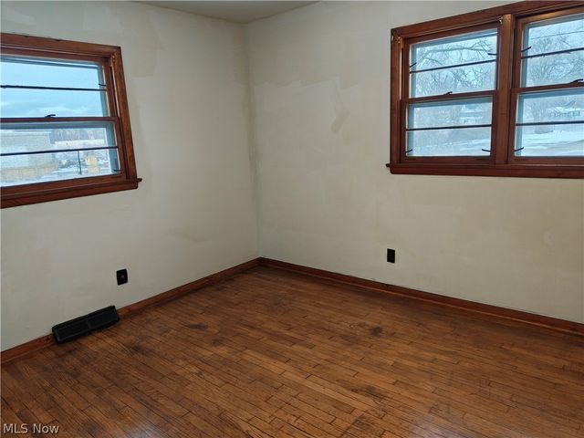 5611 Poplar Avenue, Ashtabula, OH 44004