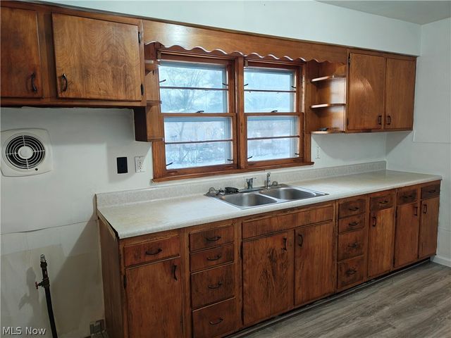 5611 Poplar Avenue, Ashtabula, OH 44004