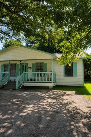 1914 Howell Avenue, La Marque, TX 77568