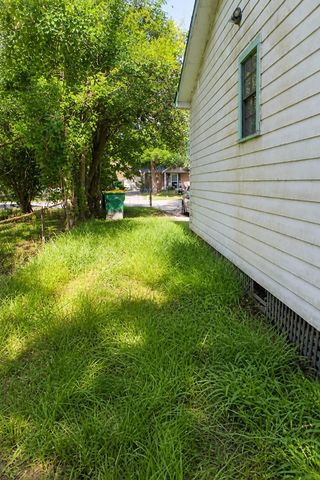 1914 Howell Avenue, La Marque, TX 77568
