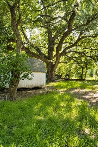 1914 Howell Avenue, La Marque, TX 77568