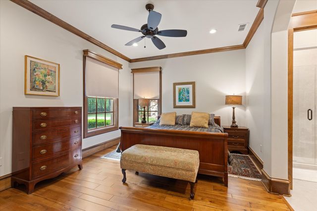 3705 Champions Ridge Ln, Longview, TX 75605