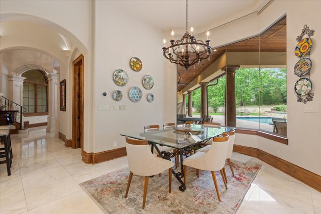 3705 Champions Ridge Ln, Longview, TX 75605