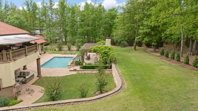 3705 Champions Ridge Ln, Longview, TX 75605
