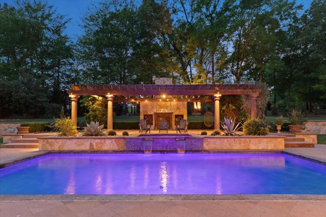 3705 Champions Ridge Ln, Longview, TX 75605