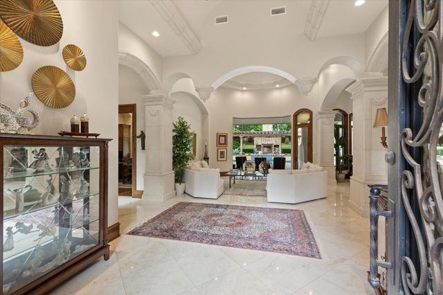 3705 Champions Ridge Ln, Longview, TX 75605