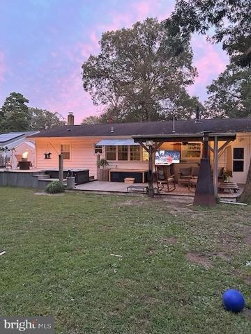 67 LEITZ BLVD, Tuckerton, NJ 08087