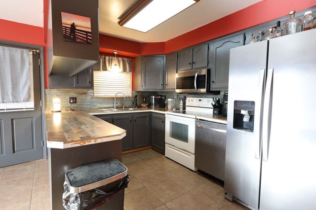 126 West 35th Street, Larose, LA 70373