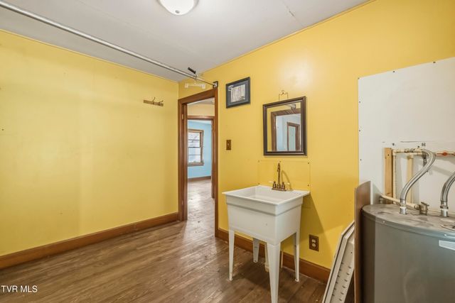 235 House Road, Greeneville, TN 37743