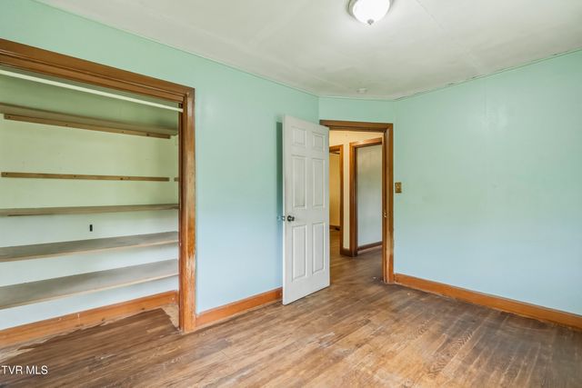 235 House Road, Greeneville, TN 37743