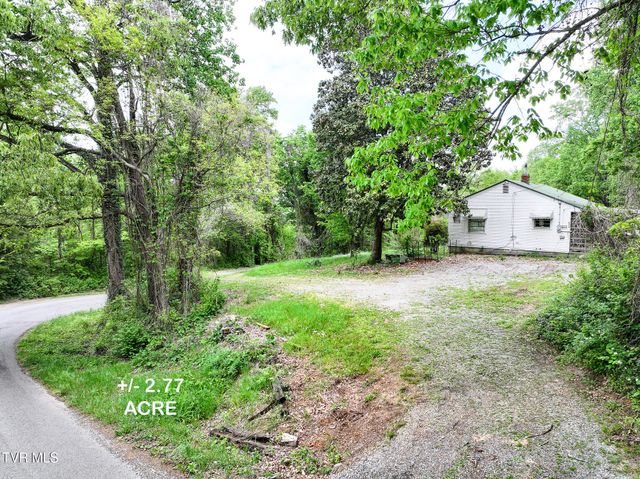 235 House Road, Greeneville, TN 37743