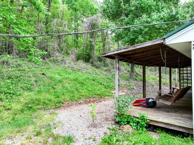 235 House Road, Greeneville, TN 37743