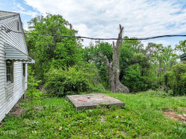 235 House Road, Greeneville, TN 37743