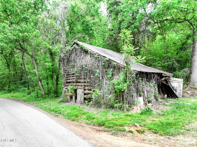 235 House Road, Greeneville, TN 37743