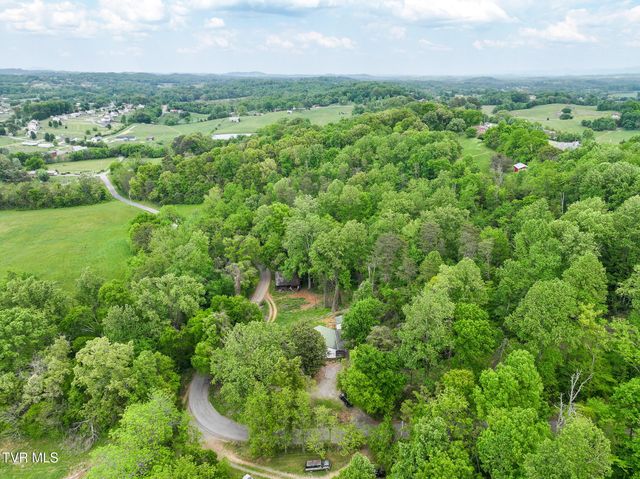 235 House Road, Greeneville, TN 37743