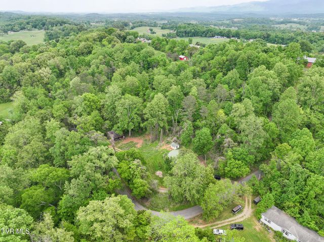 235 House Road, Greeneville, TN 37743