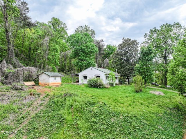235 House Road, Greeneville, TN 37743
