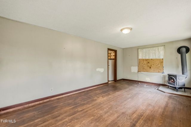 235 House Road, Greeneville, TN 37743